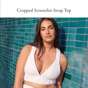 NWT Abercrombie Cropped Scrunchie Strap Top